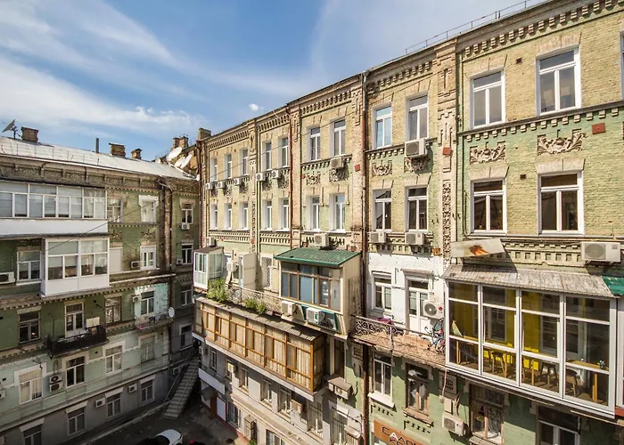 Loft Design Apartments Near Maidan