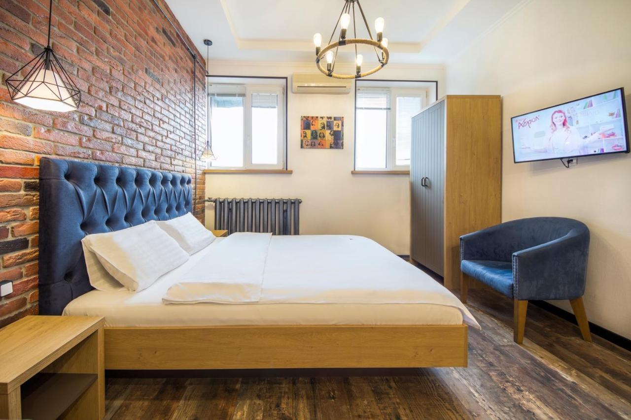 Loft Design Near Maidan דירה קייב
