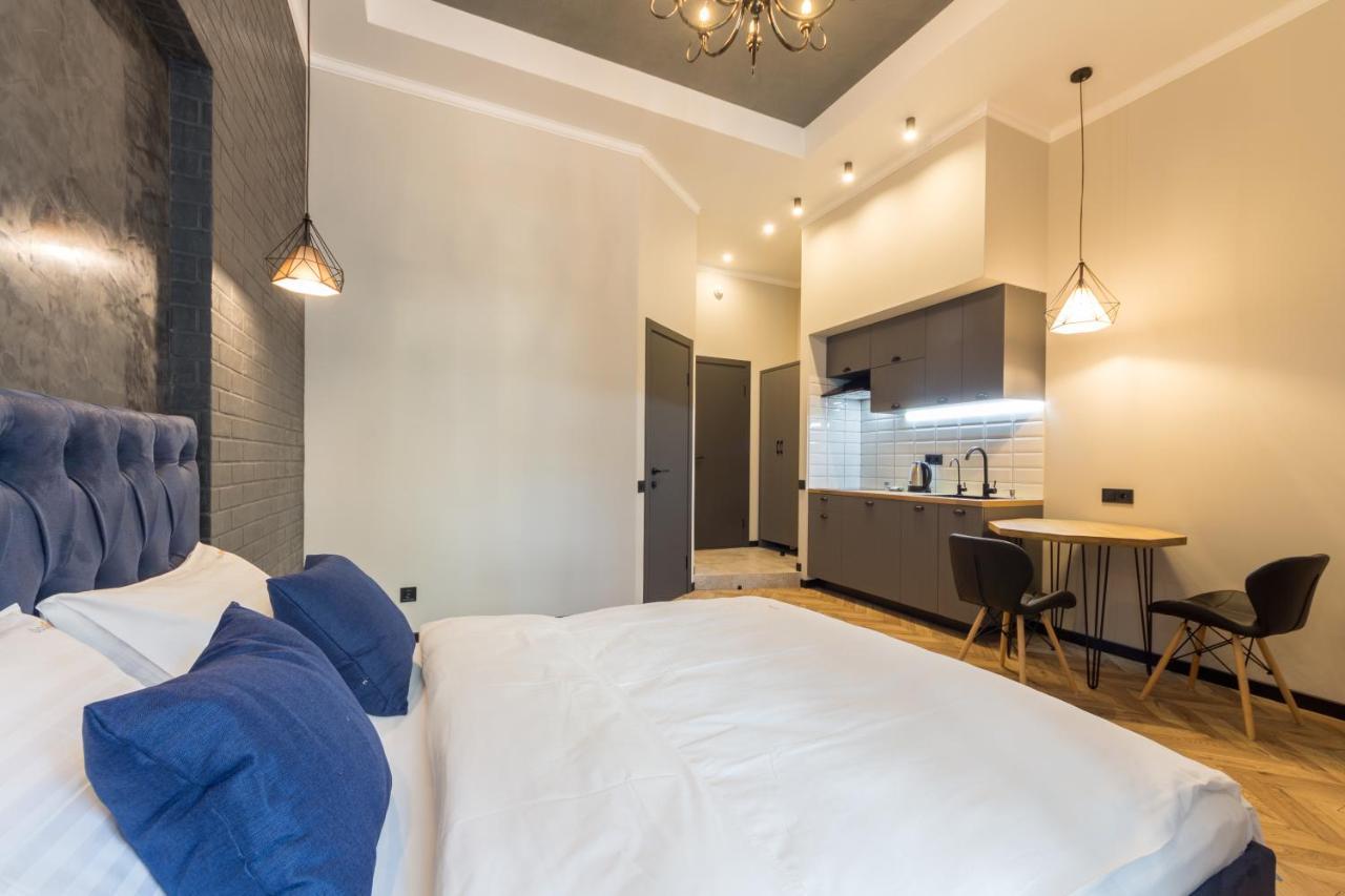 Loft Design Near Maidan קייב